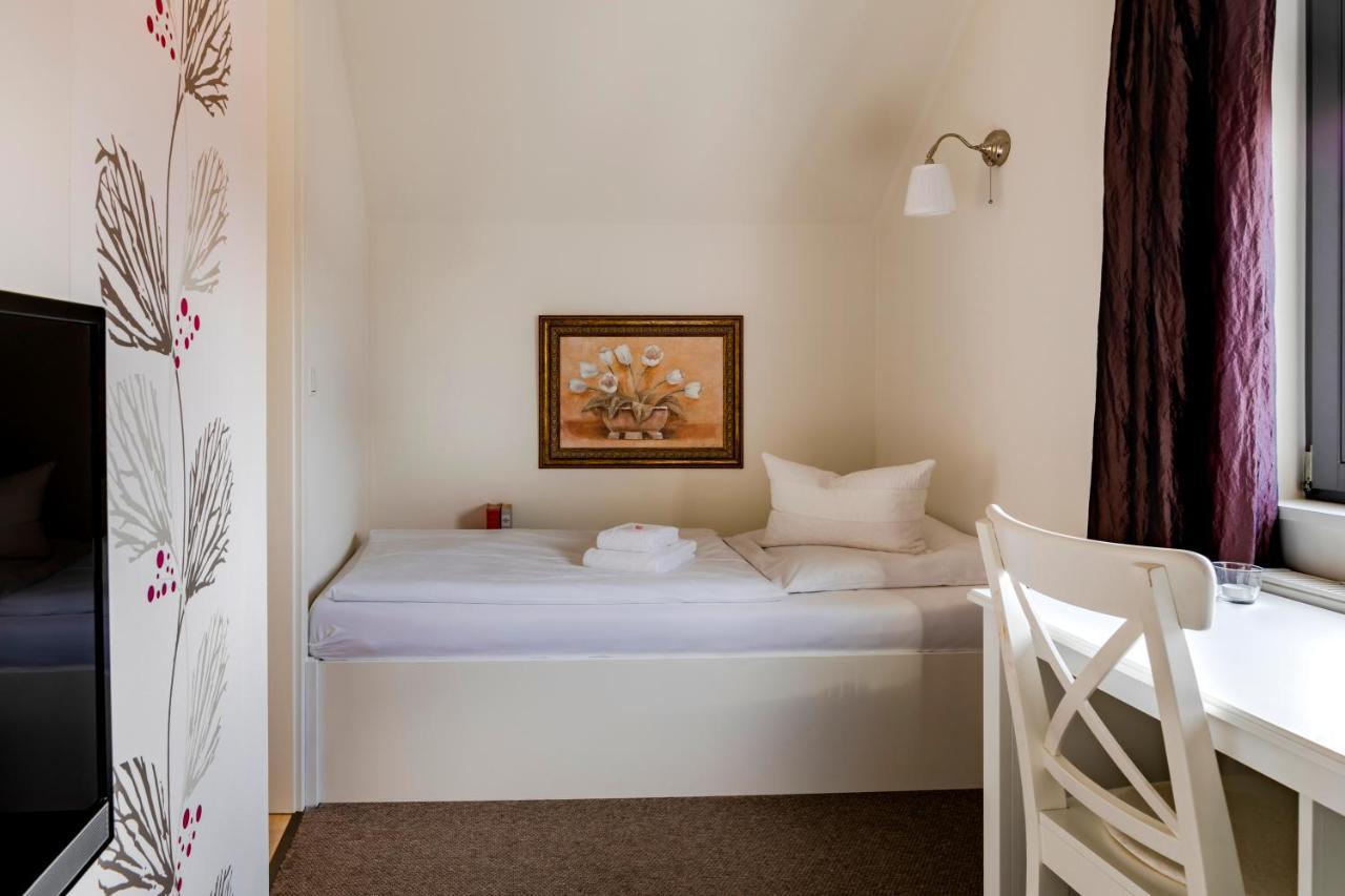 Hotel F-Ritz Schleswig Exterior photo